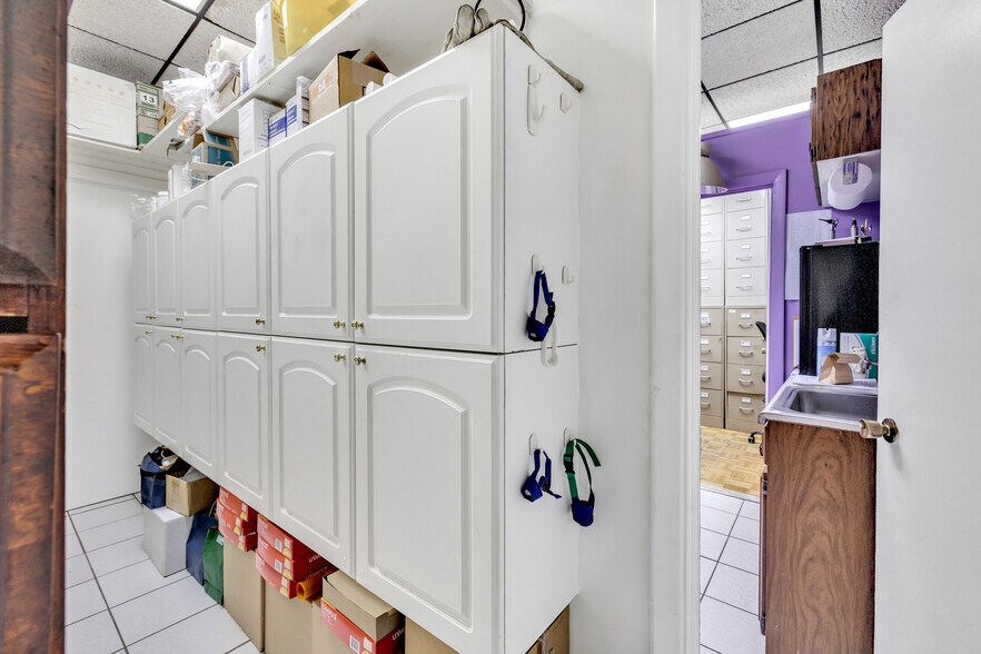 More Photos Of 2879 Fairfield Ave, Bridgeport General Retail For Sale