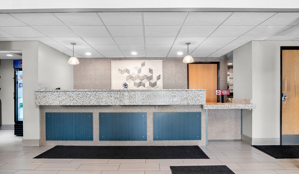 More Photos Of 6075 Hill 23 Dr, Flint Hotel For Sale