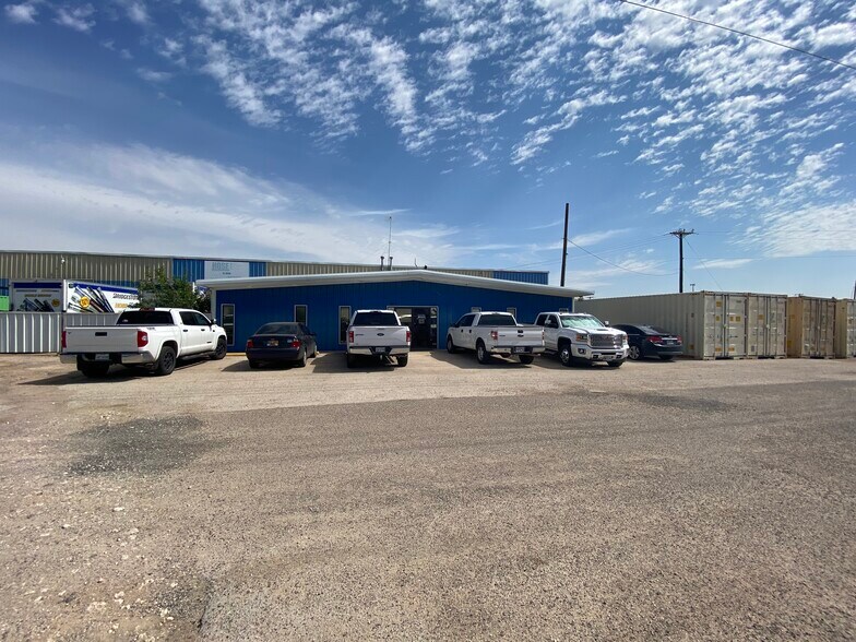 More Photos Of 3710 Kermit Hwy, Odessa Warehouse For Lease