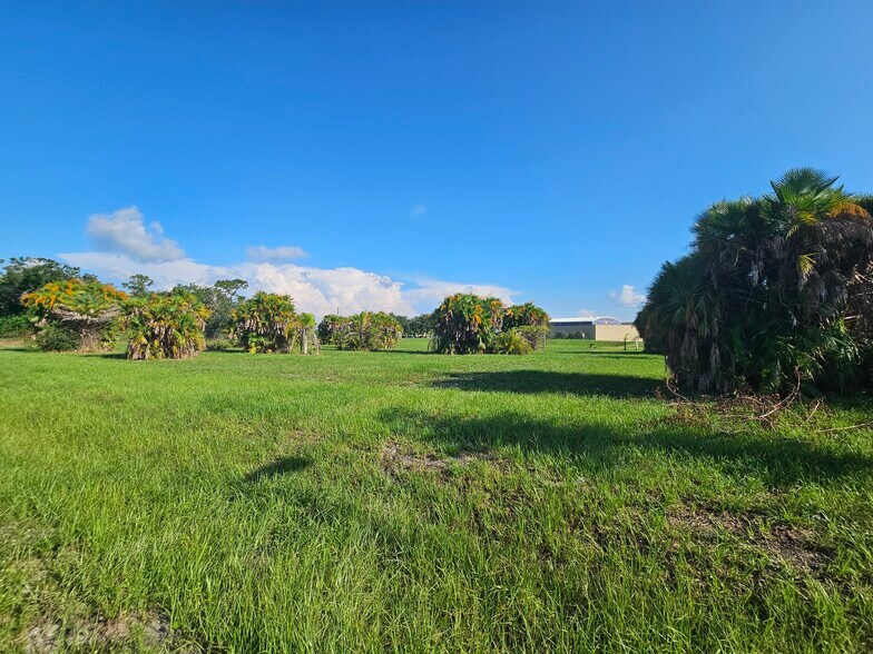 More Photos Of E Shell Point Rd, Ruskin Office For Lease