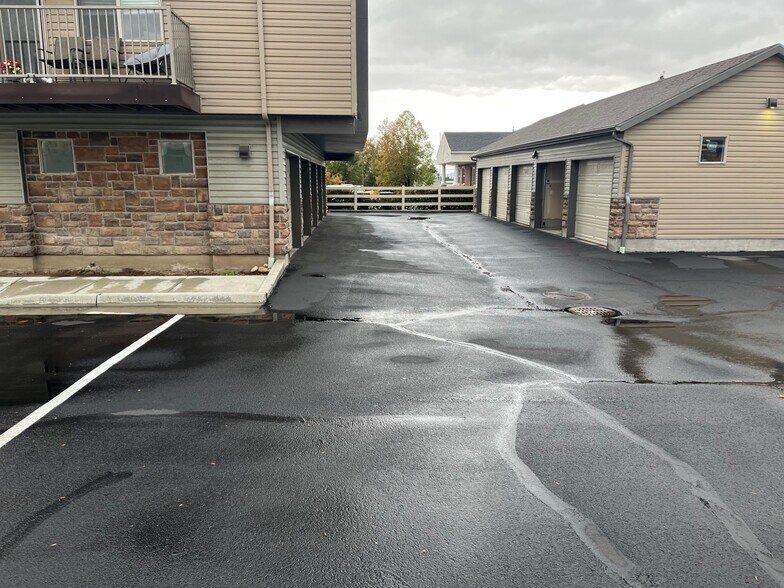 More Photos Of 32 W 200 S, Bountiful Apartments For Sale