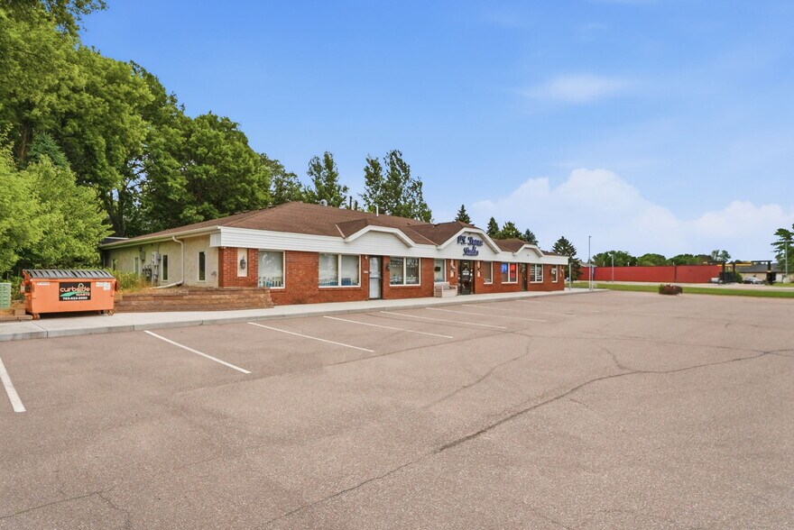 More Photos Of 251 8th St NW, Elk River Office For Sale