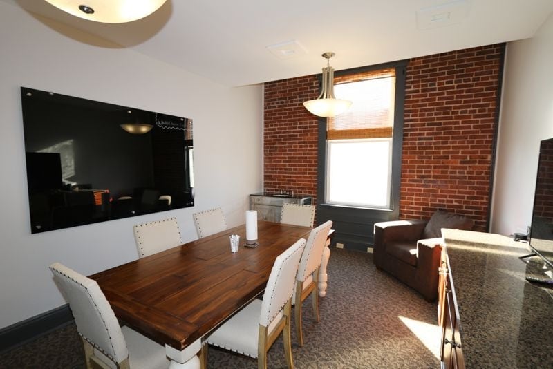 More Photos Of 118 Victoria St, Greer Storefront For Sale