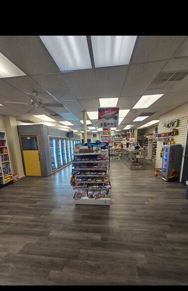 More Photos Of 301 N Michigan St, Plymouth Freestanding For Sale