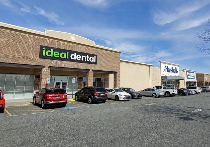 More Photos Of 360-430 E Hanes Mill Rd, Winston-Salem Unknown For Lease