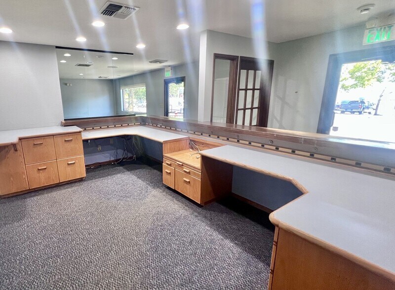 More Photos Of 3201 Lakeside Dr, Reno Medical For Sale