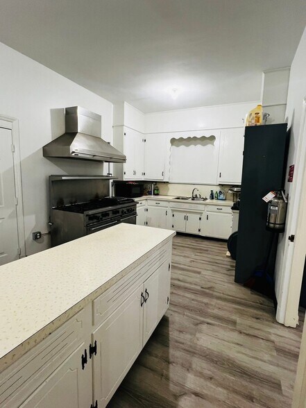 More Photos Of 201 S Main St, Belmont Lodge Meeting Hall For Sale