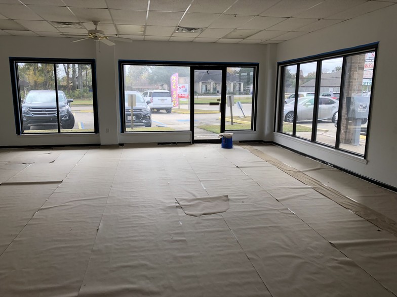 More Photos Of 13847 Coursey Blvd, Baton Rouge Freestanding For Lease