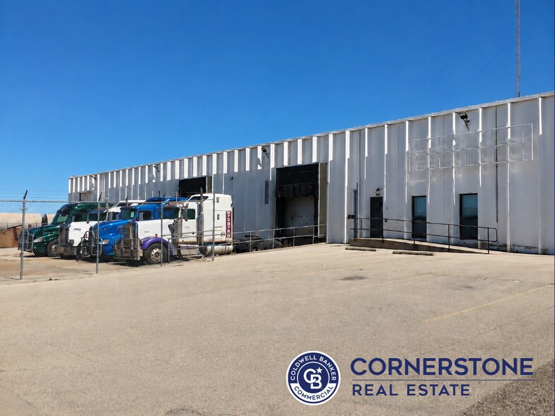 Primary Photo Of 6450 E Yellowstone Hwy, Evansville Warehouse For Lease