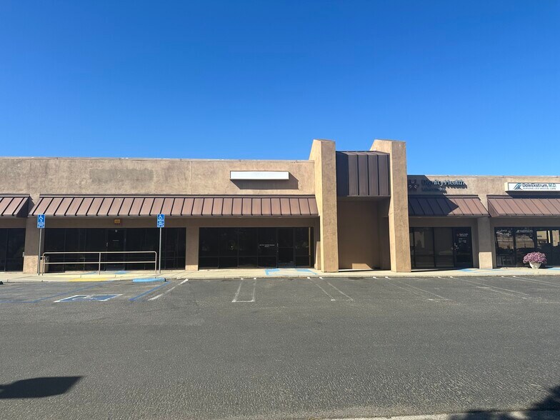 Primary Photo Of 217 W Central Ave, Lompoc Medical For Lease