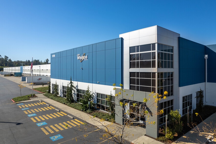 Primary Photo Of 19700 38th Ave E, Spanaway Distribution For Lease