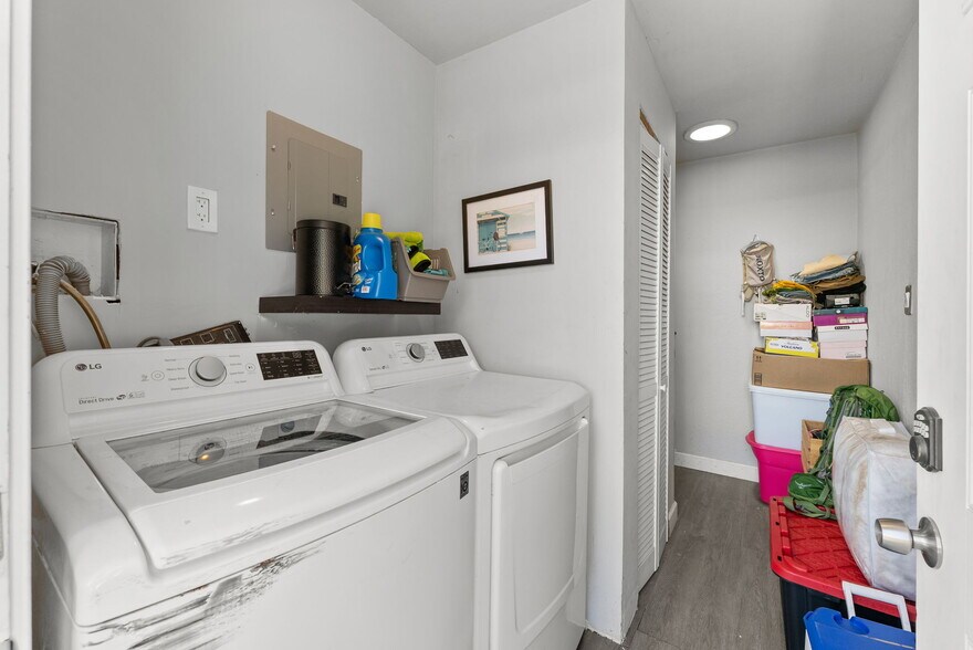 More Photos Of 829 11th St, Imperial Beach Apartments For Sale