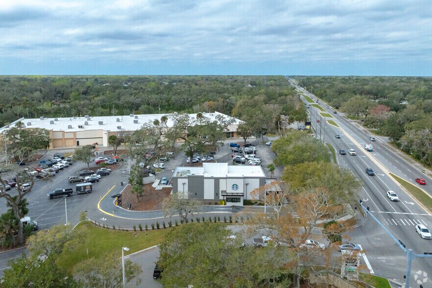 More Photos Of 1906 FL-44, New Smyrna Beach Fast Food For Sale