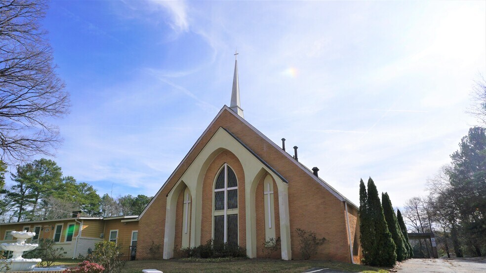 Primary Photo Of 2589 Tilson Rd, Decatur Religious Facility For Lease