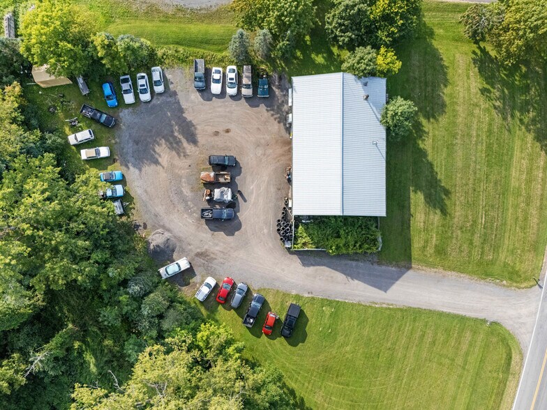More Photos Of 688 Frey Rd, Macedon General Retail For Sale