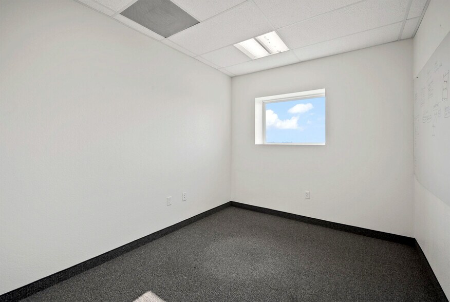 More Photos Of 15784 County Road 36, Platteville Warehouse For Lease