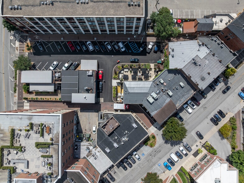 More Photos Of 725 Massachusetts Ave, Indianapolis Restaurant For Sale