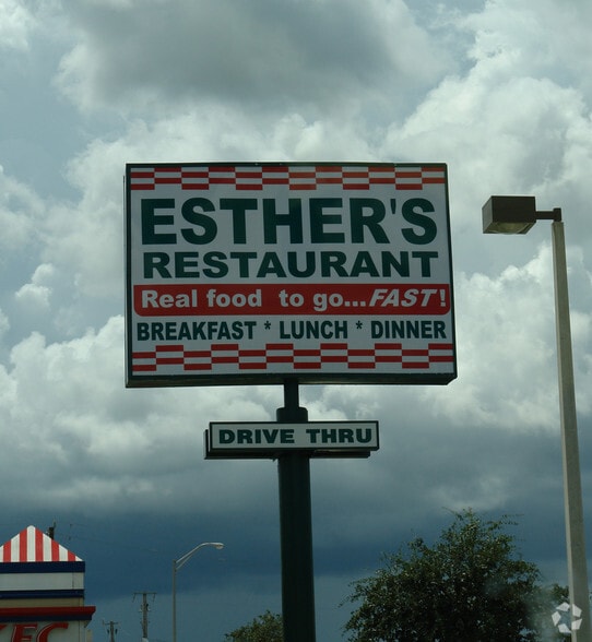 More Photos Of 17721 NW 27th Ave, Miami Gardens Restaurant For Lease