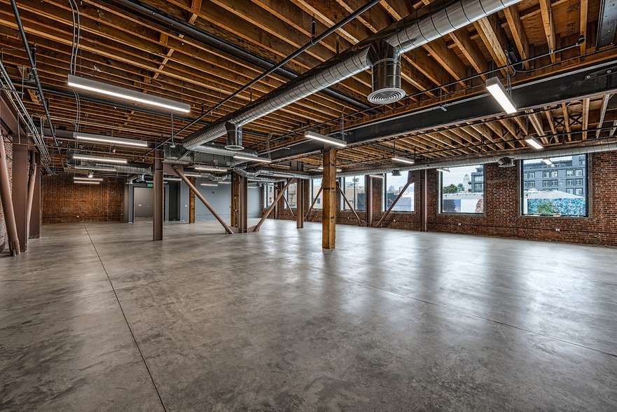 More Photos Of 440 Seaton St, Los Angeles Loft Creative Space For Sale