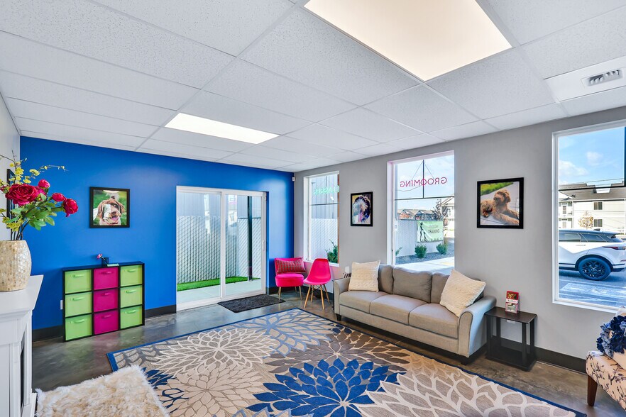 More Photos Of 16614 E Sprague Ave, Veradale Freestanding For Sale