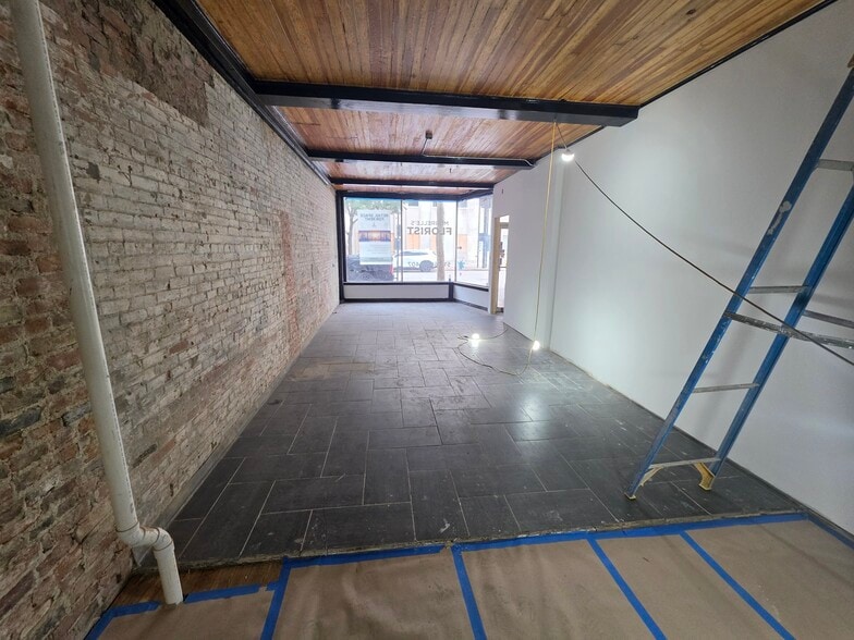 More Photos Of 629 Main St, Cincinnati Office For Lease