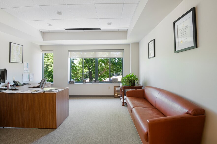 More Photos Of 620 Hinesburg Rd, South Burlington Office For Sale