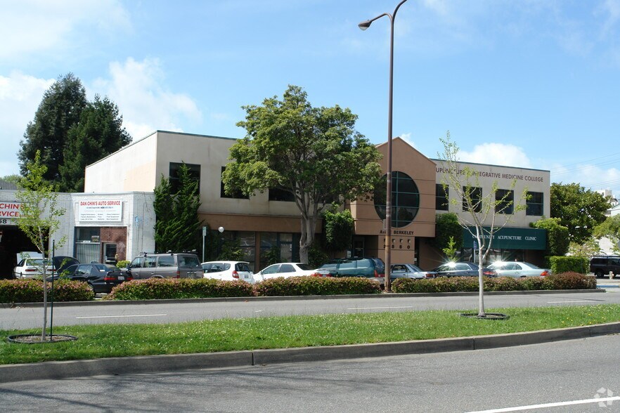 More Photos Of 2550 Shattuck Ave, Berkeley Office For Sale