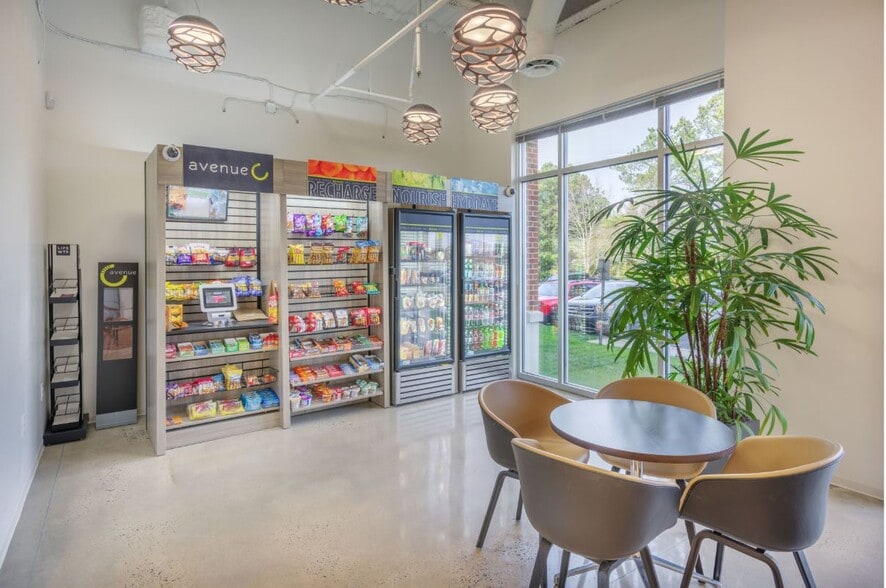 More Photos Of 8520 Cliff Cameron Dr, Charlotte Office For Lease