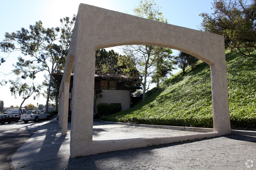 More Photos Of 950 Indian Peak Rd, Rolling Hills Estates Office Residential For Lease