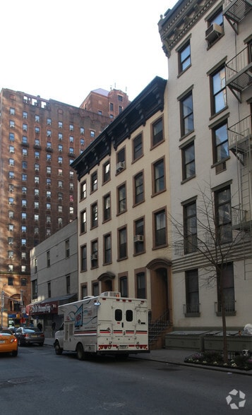 More Photos Of 132-134 E 24th St, New York Apartments For Sale