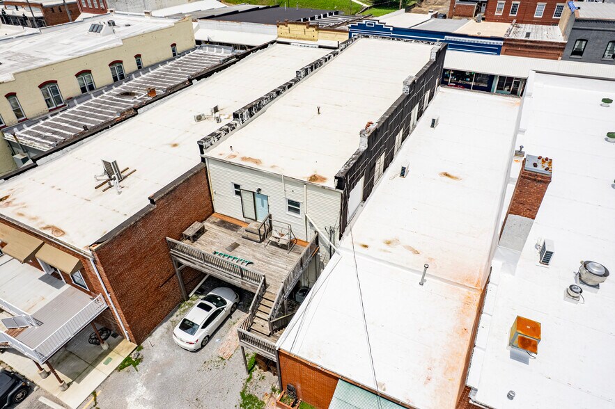 More Photos Of 204 Main St W, Hartselle Storefront Retail Office For Sale