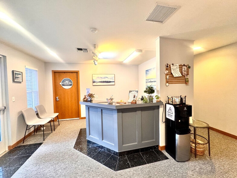 More Photos Of 1800 Cooper Point Rd SW, Olympia Office For Sale