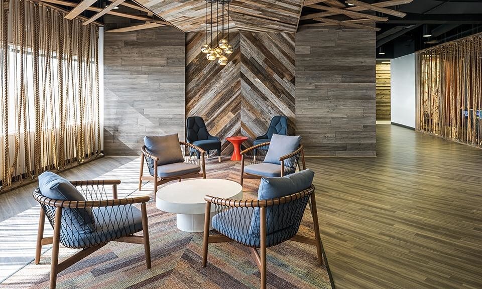 More Photos Of 350 Pine St, Beaumont Office For Lease