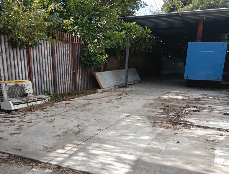 More Photos Of 710-734 E 62nd St, Los Angeles Warehouse For Lease