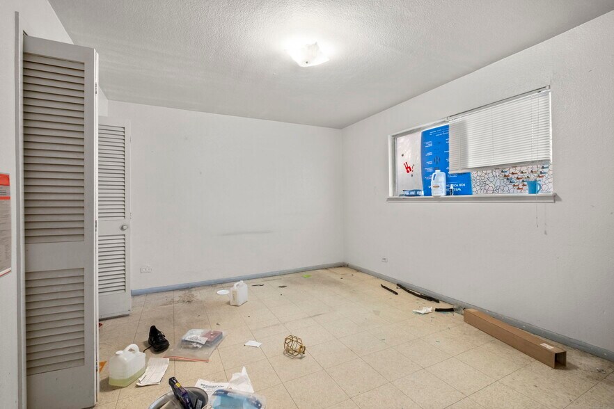 More Photos Of 110 Mary Louise Dr, San Antonio Apartments For Sale