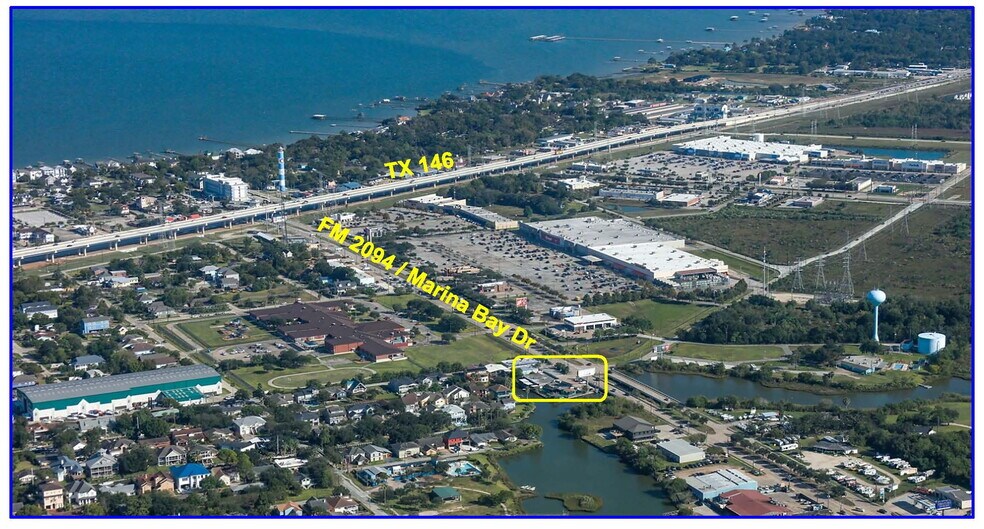 More Photos Of 616-624 Marina Bay Dr, Kemah Storefront For Sale