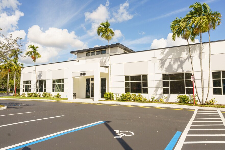 More Photos Of 3360 Enterprise Ave, Weston Unknown For Lease