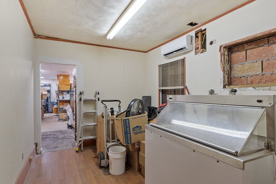 More Photos Of 295 Boston Rd, Billerica General Retail For Sale