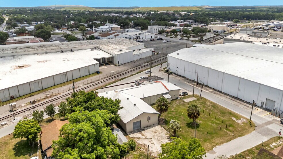 More Photos Of 400 NW Phosphate Blvd, Mulberry Industrial For Sale