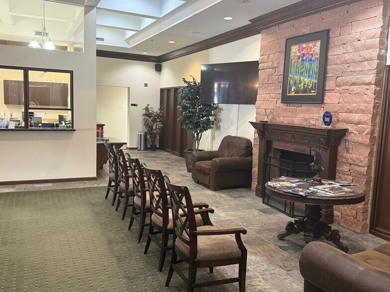 More Photos Of 2644 NW 63rd St, Oklahoma City Bank For Sale