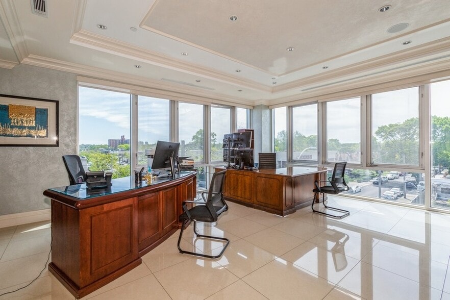 More Photos Of 215-15 Northern Blvd, Bayside Storefront Retail Office For Lease