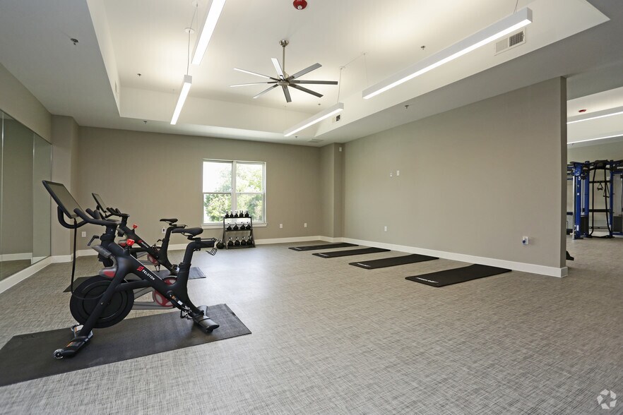 More Photos Of 1307 Ridge Rd, Rockwall Apartments For Lease