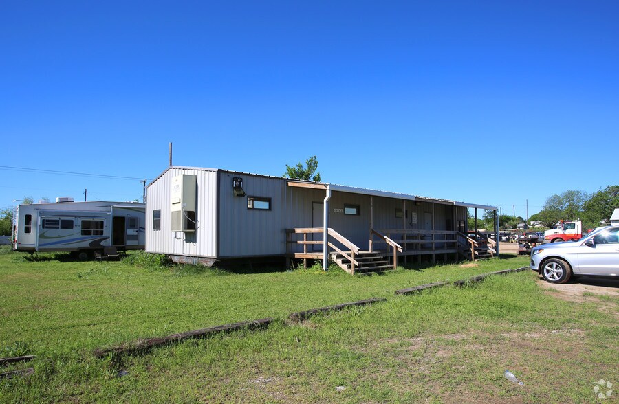 More Photos Of 5720 Rendon Bloodworth Rd, Fort Worth Land For Sale