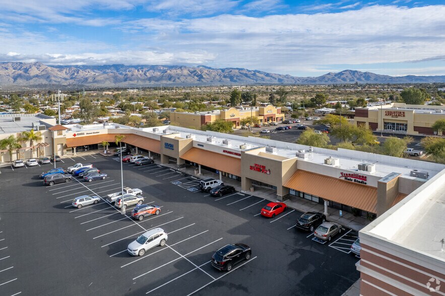 More Photos Of 7105-7169 E Broadway Blvd, Tucson Unknown For Lease