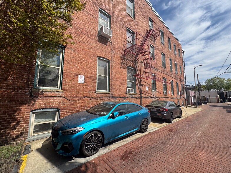More Photos Of 3427 13th St NW, Washington Apartments For Sale