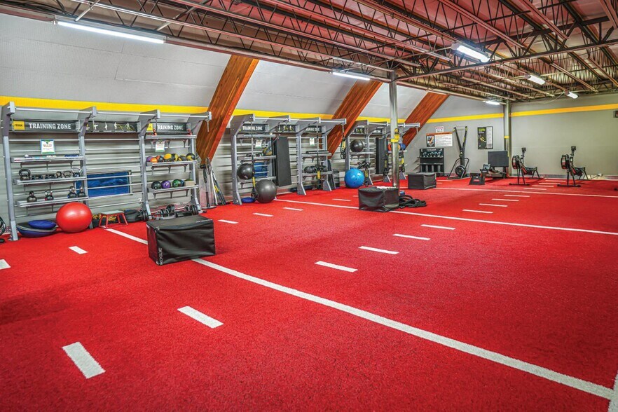 More Photos Of 1221 E 5800 S, South Ogden Health Club For Sale