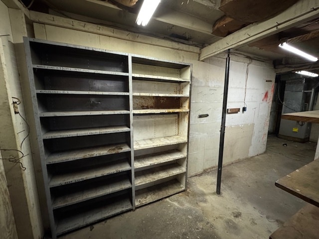 More Photos Of 1543 S Salina St, Syracuse Parking Garage For Sale