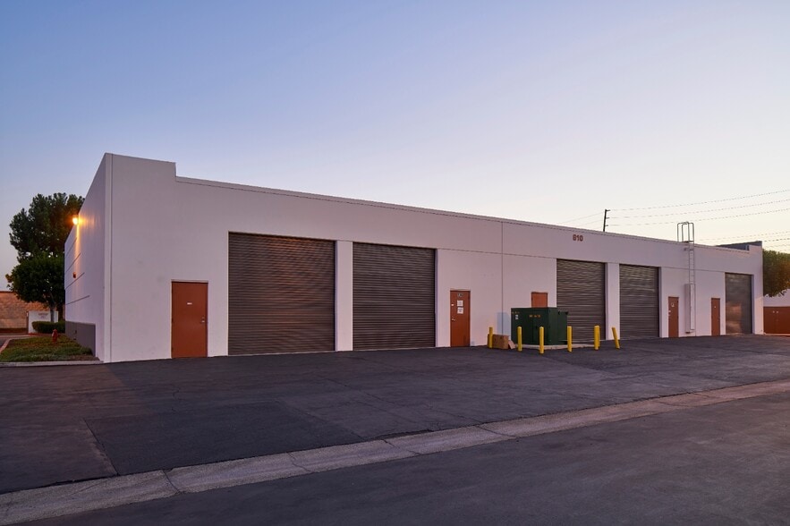 More Photos Of 600 S Grand Ave, Santa Ana Unknown For Lease