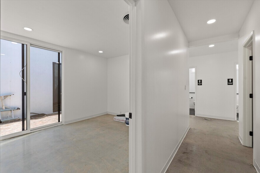 More Photos Of 805 S Gaffey St, San Pedro Loft Creative Space For Sale