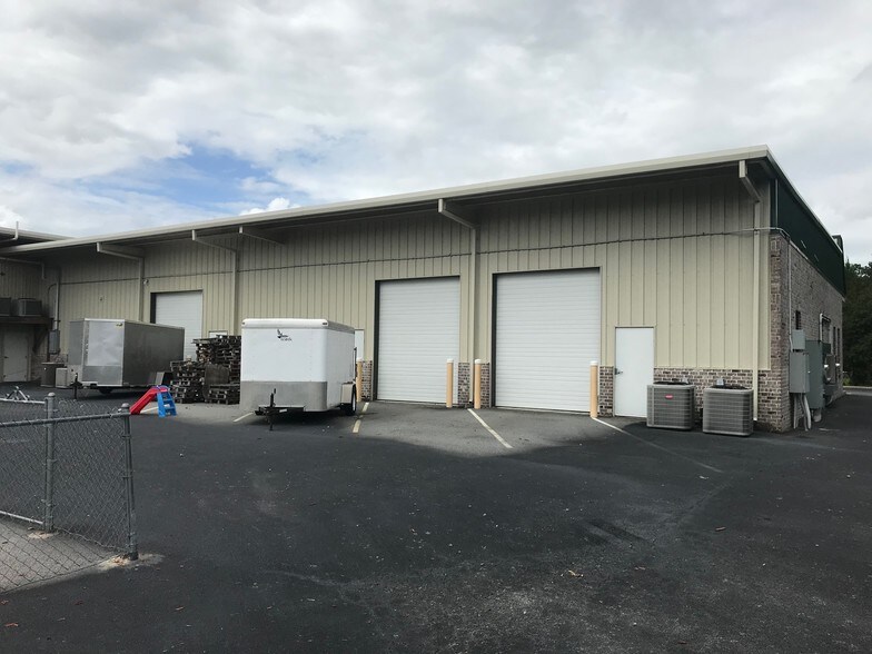 More Photos Of 110 Pipemakers Cir, Pooler Office For Lease